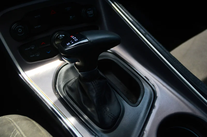 
								Dodge Challenger SXT 2021 full									