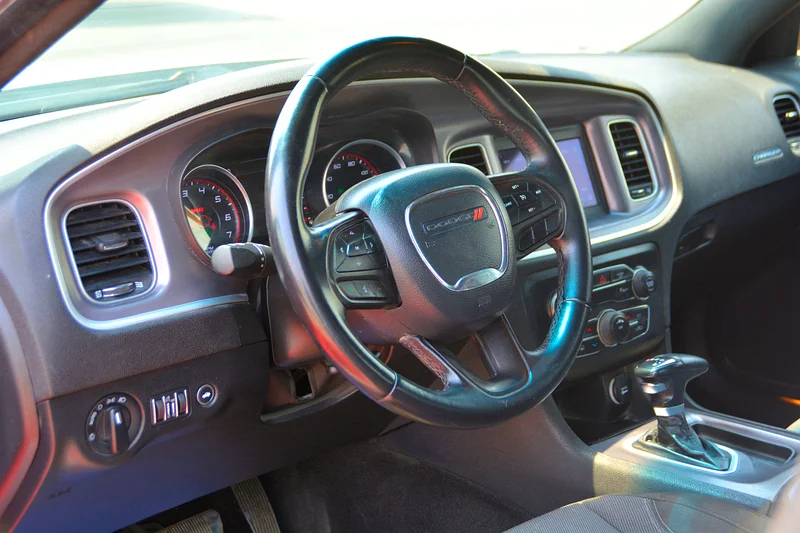 
								Dodge Charger SXT 2022 full									
