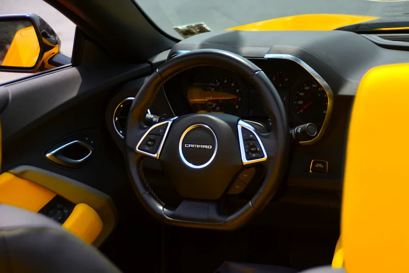 
								Chevrolet Camaro 2023 full									