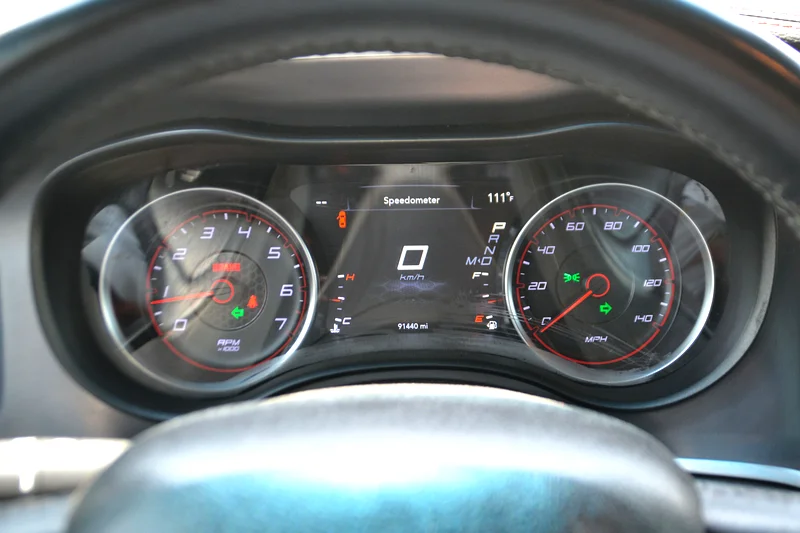 
								Dodge Charger SXT 2020 full									