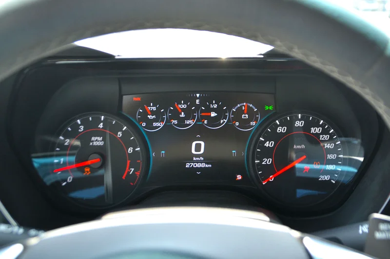 
								Dodge Challenger SXT 2021 full									