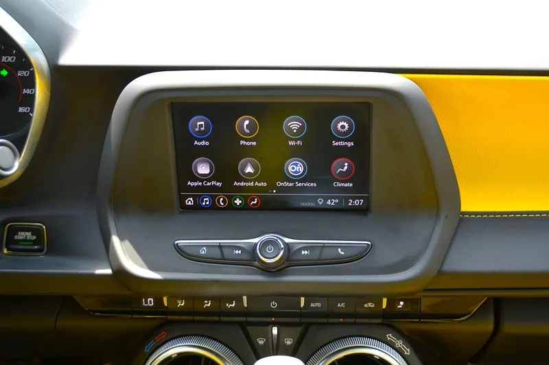 
								Chevrolet Camaro 2023 full									